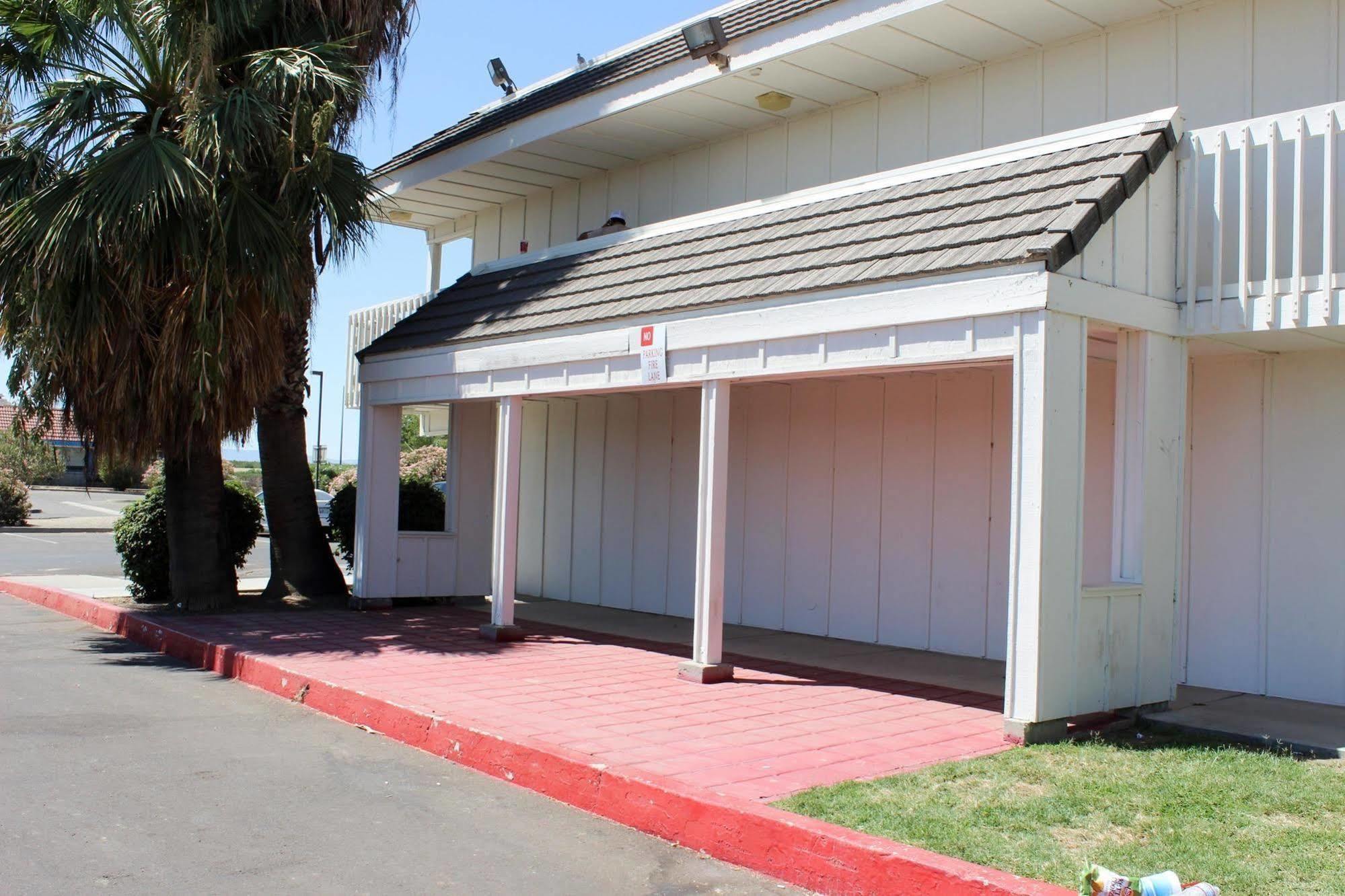 Motel 6-Coalinga, Ca - East Exterior photo