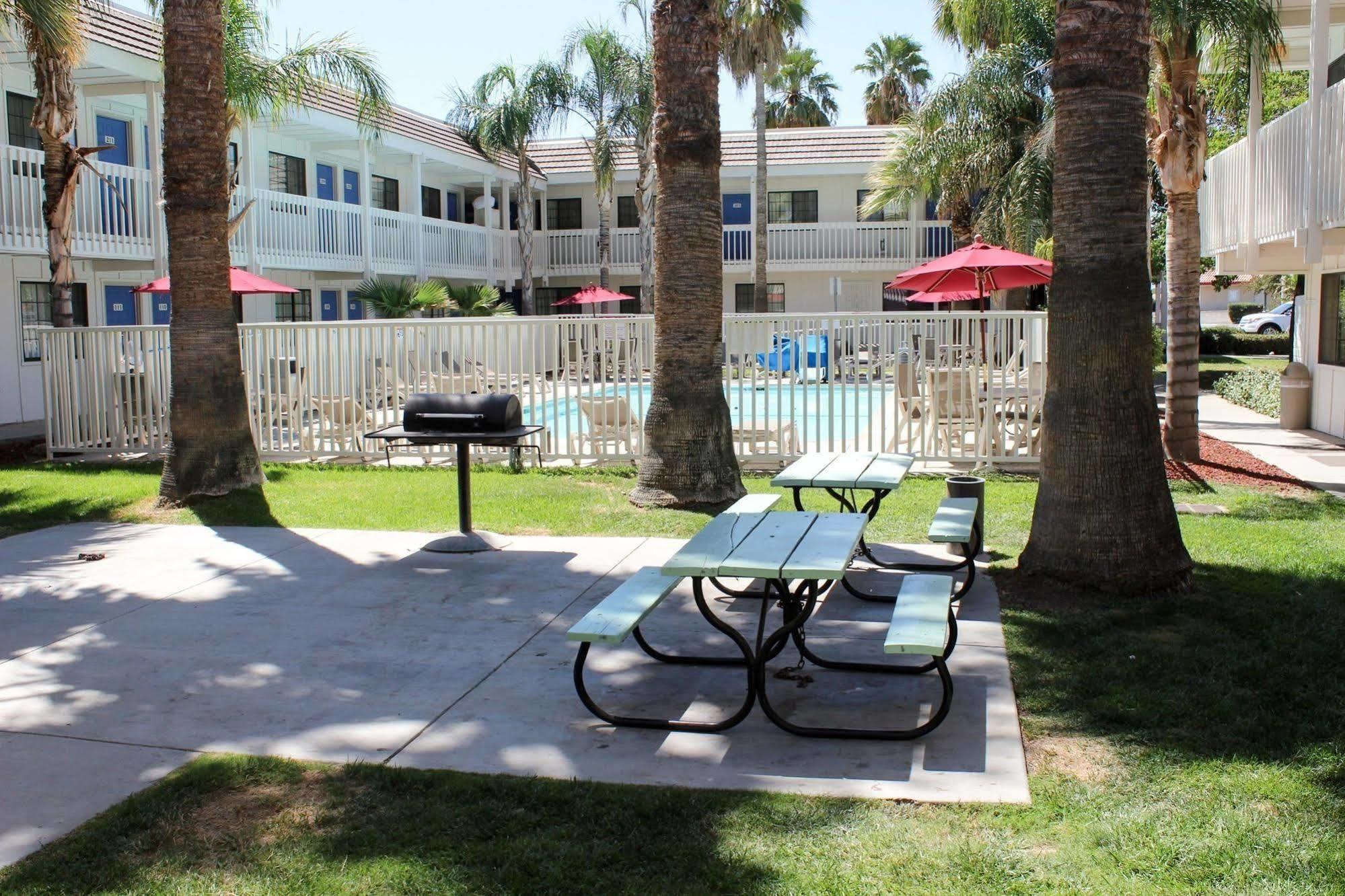 Motel 6-Coalinga, Ca - East Exterior photo