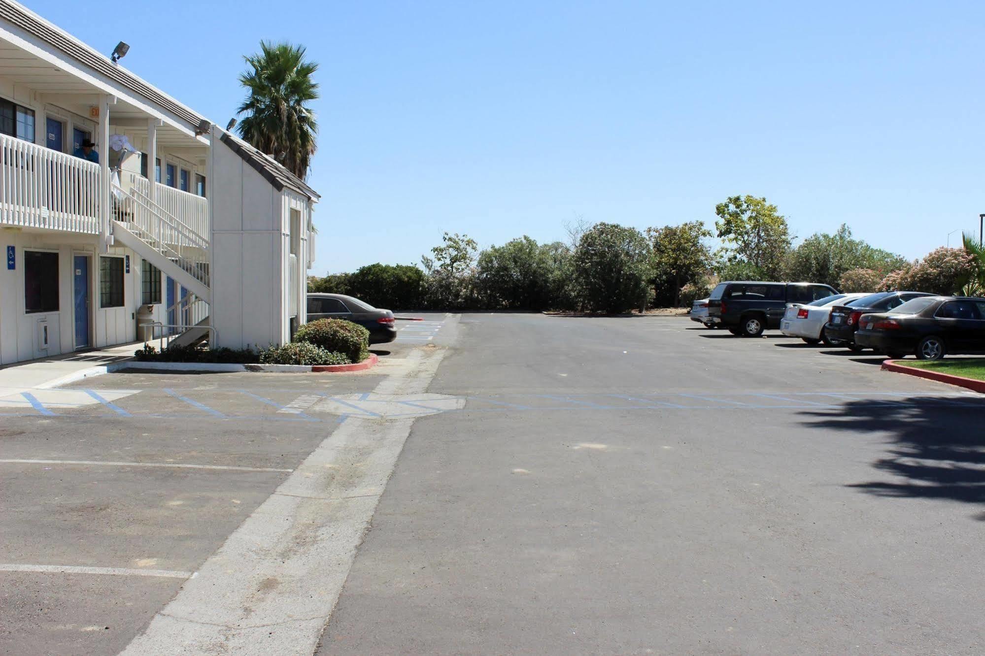 Motel 6-Coalinga, Ca - East Exterior photo